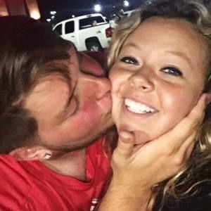 Meet your Posher, Skylar